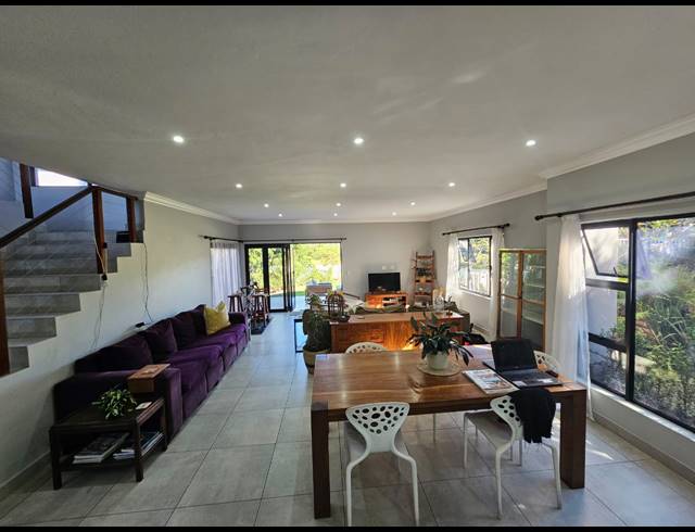 3 BEDROOM HOUSE FOR SALE IN NEW SALT ROCK CITY